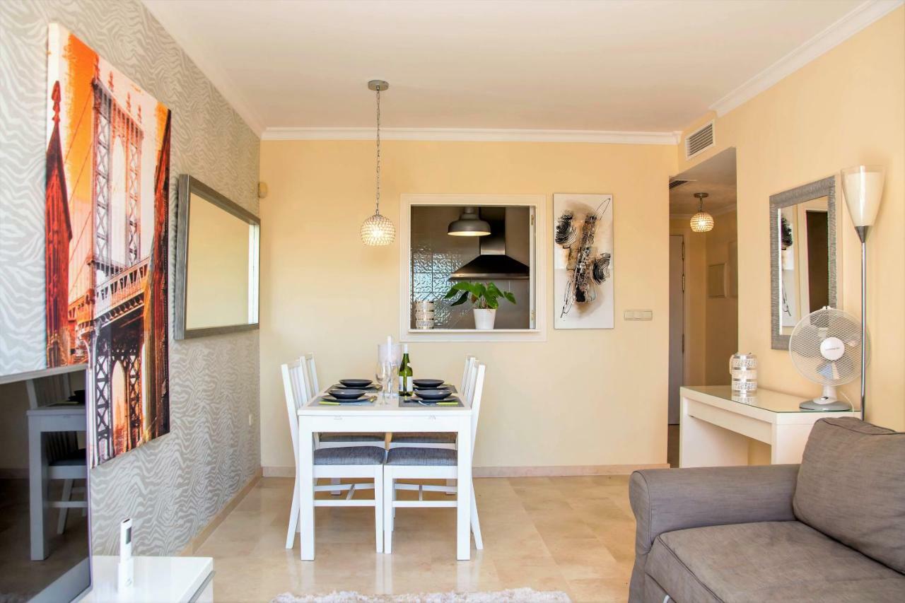 Free One Bedroom Retreat In Elviria Marbella Exteriör bild